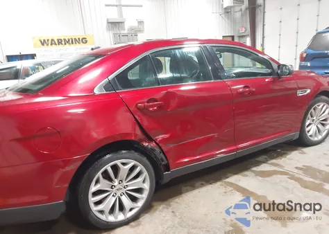 2015 Ford Taurus Limited z USA, uszkodzony, nr VIN 1FAHP2F88FG170958